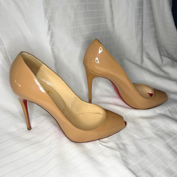 Louis Vuitton Peep Toe Heels in Patent Leather, Nude, Size 7 - Picture 3 of 7